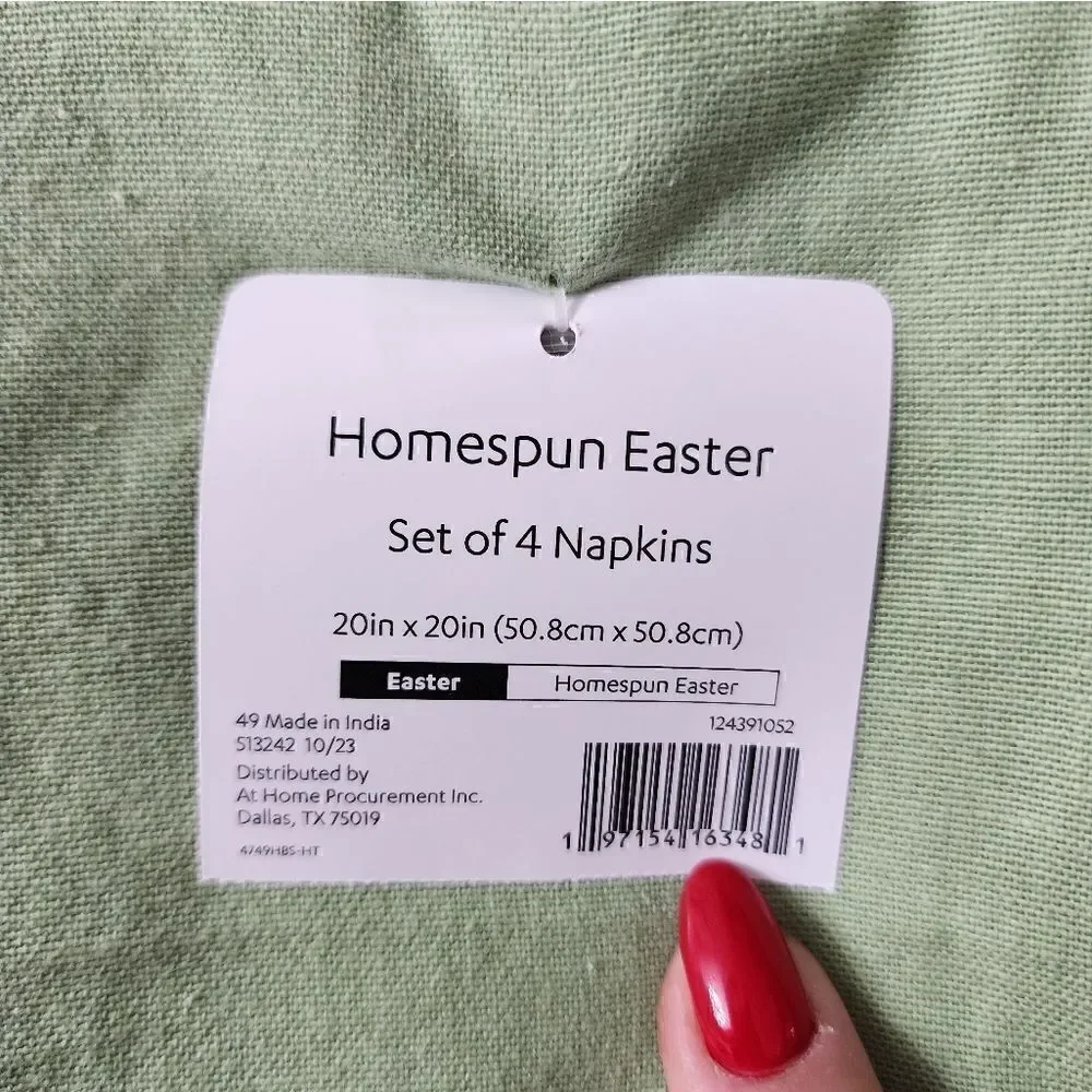 New 100% cotton Green Pastel Napkins Set of 4. 20